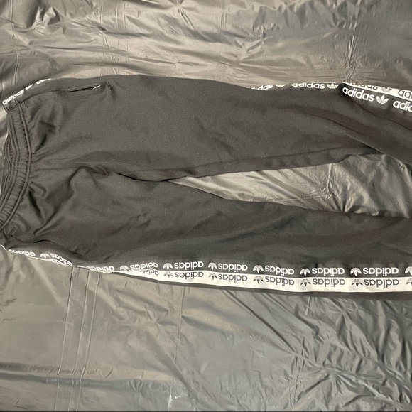 Adidas Black Sweatpants Medium - Picture 2 of 3